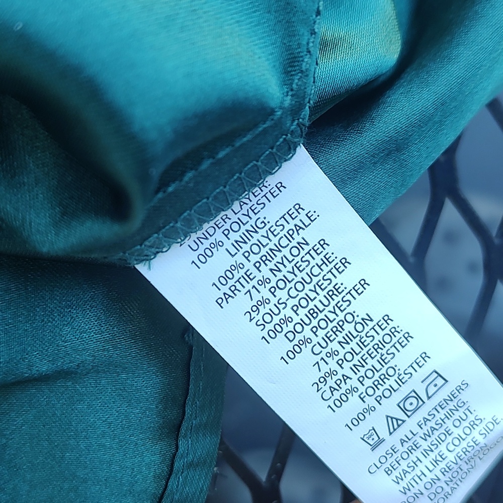 Green Dress - Picture 10 of 11